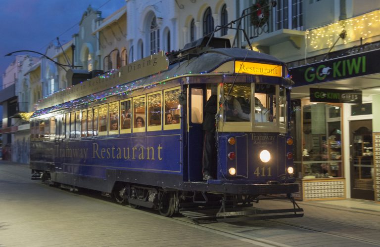Avon River City Tram twilight and lunch and dinner Christchurch