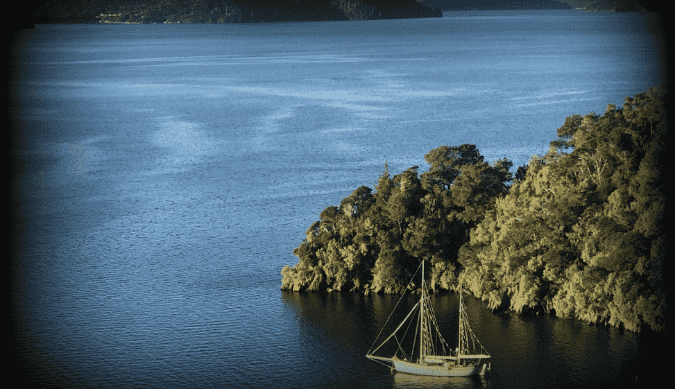 TRANQUIL BAYS